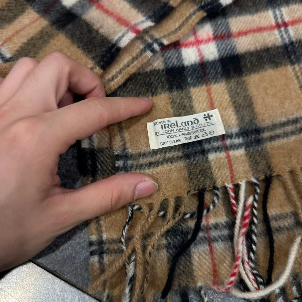 John Hanly Scarf Unisex OS Tan Excellent Lambswool Plaid Woven in Ireland Fringe